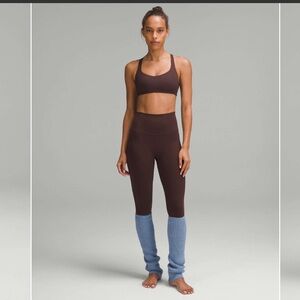 Lululemon Womens Ribbed Knit Merino Wool-Blend Leg Warmer
Blue Willow